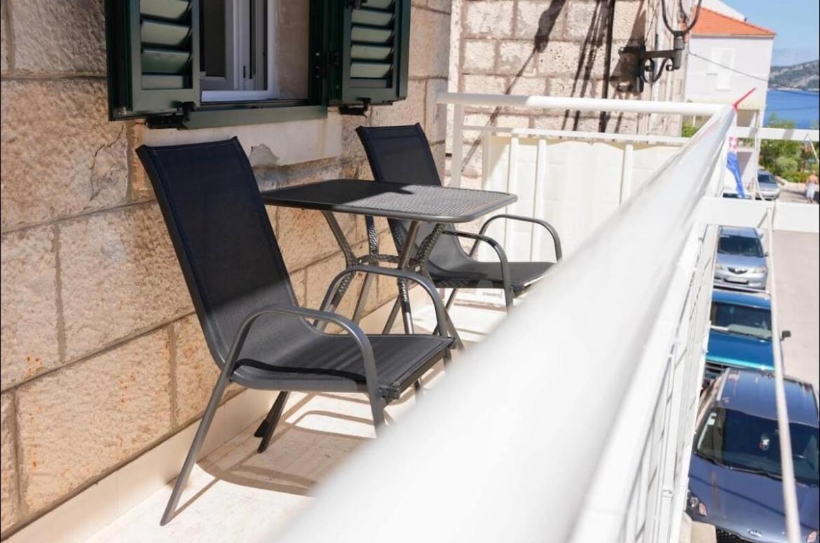 Apartmani Antonia Račišće Eksteriør billede